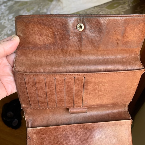 Louis Vuitton Wallet - Picture 12 of 14